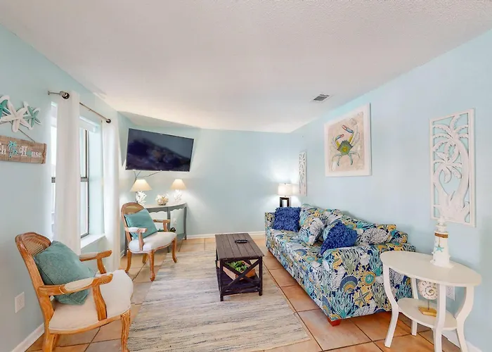 Stunning Water-view With Pool - Steps Away From The Gulf Shores